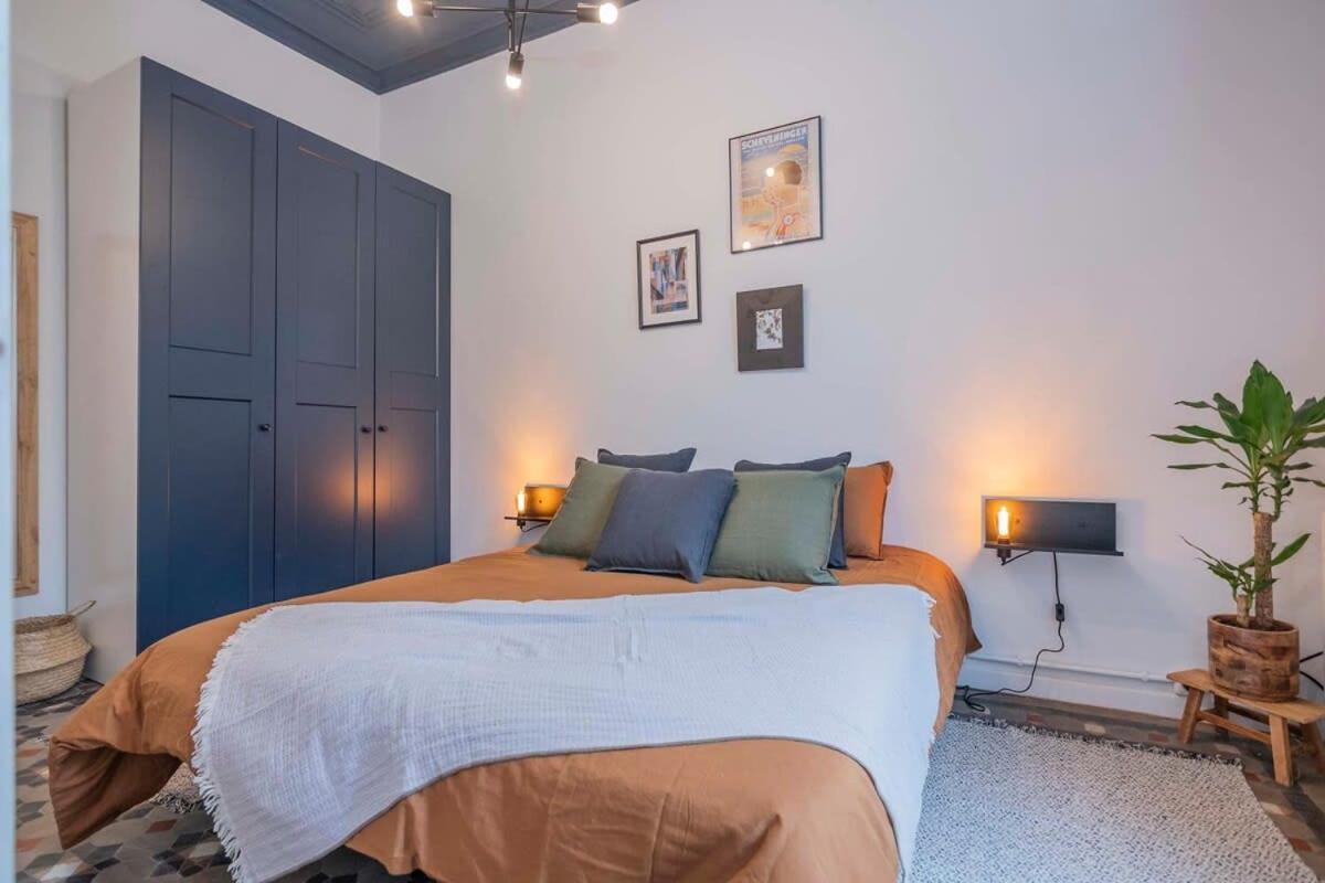 Elegant 4 bedrooms 3 bathrooms Catalan home Barcelona Bagian luar foto